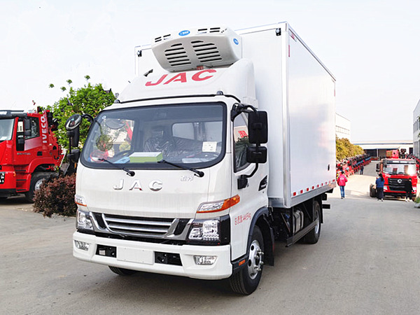 江淮骏铃V5冠军版冷藏车