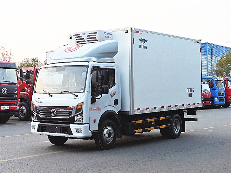 东风多利卡冷藏车