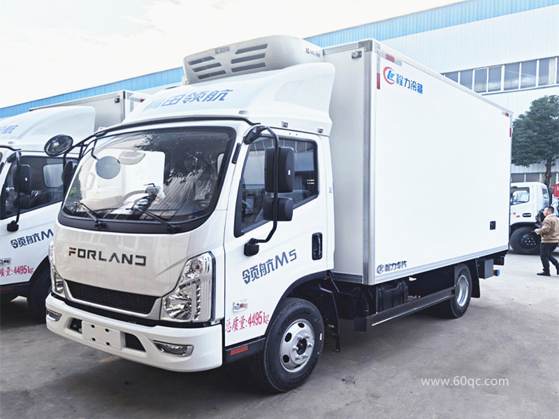 福田领航M5冷藏车