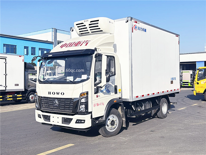 重汽豪沃统帅宽体冷藏车